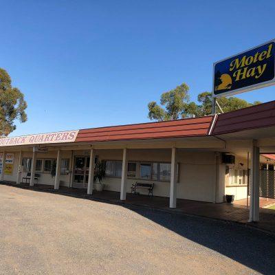Outback Quarters Motel Hay And Restaurant Екстериор снимка